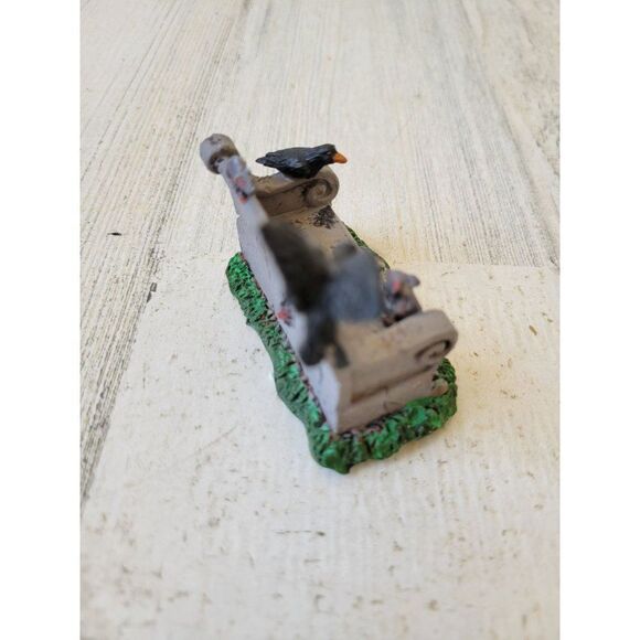 Lemax Halloween park scary bench chair accessory Crow rats village - Picture 4 of 6